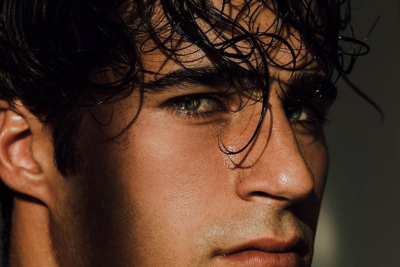 how to fix men's oily skin naturally